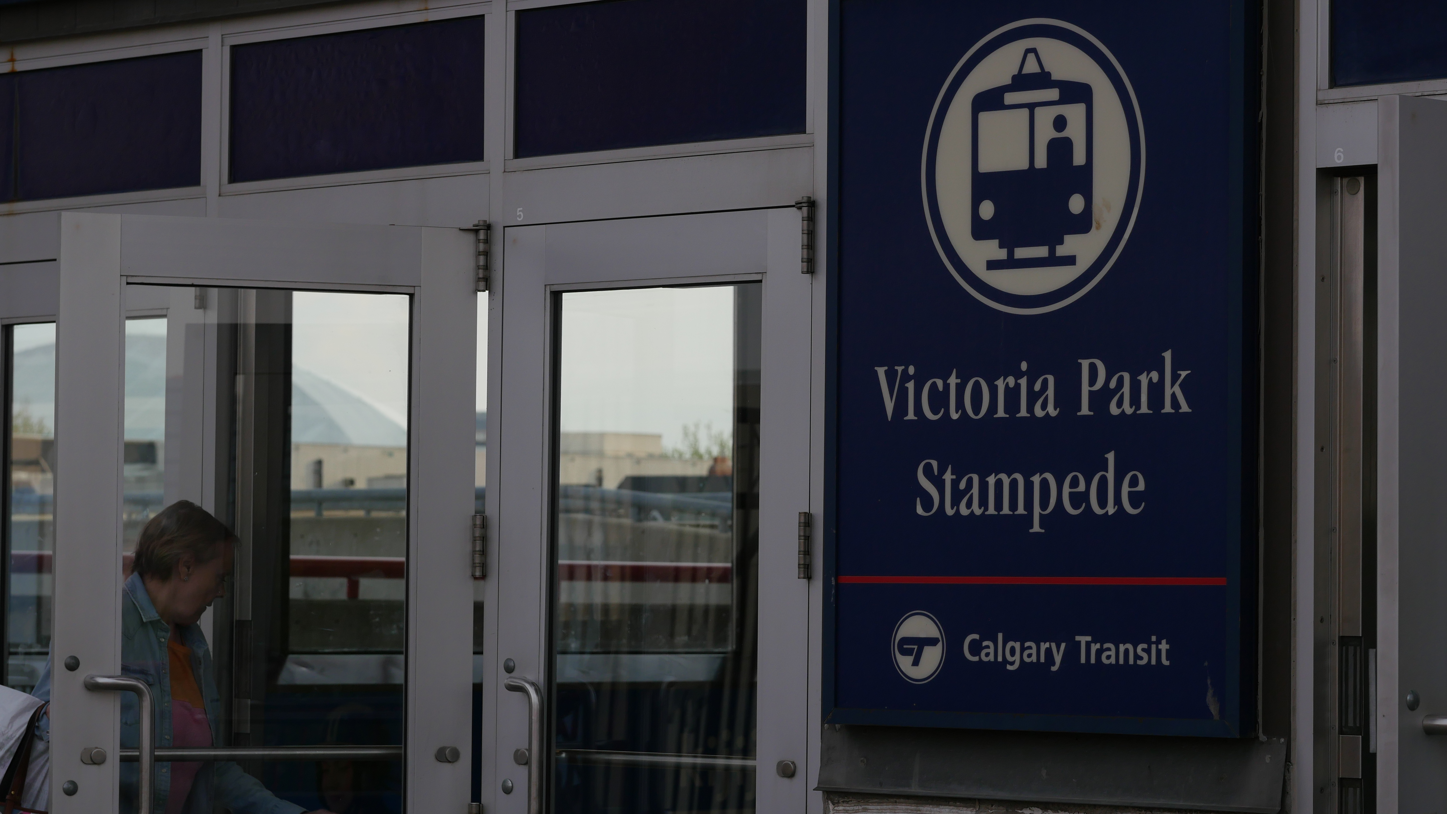 Senior injured by 'mob' trying to get on crowded CTrain after Stampede fireworks