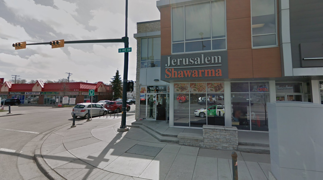 Calgary shawarma restaurants closed, under AHS investigation