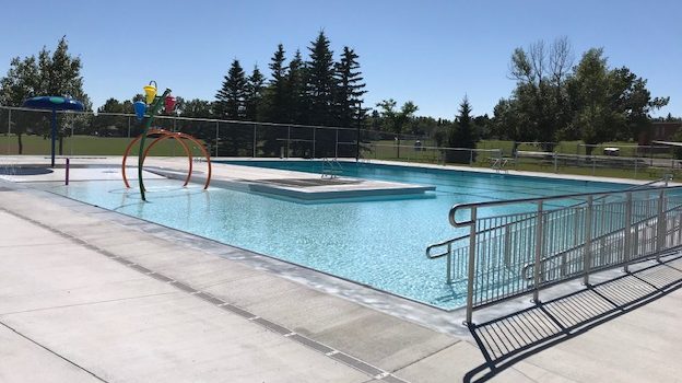 Pools shut down due to fecal coliform bacteria | CityNews Calgary