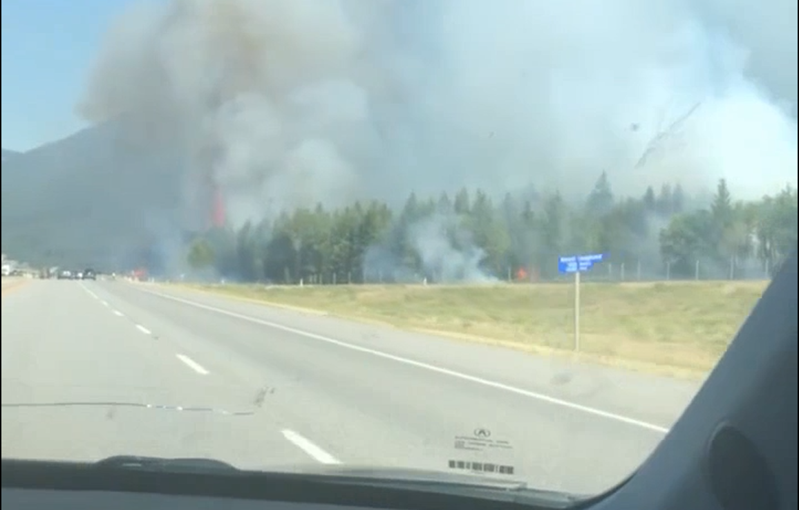 Wildfire west of Calgary brings traffic to a halt