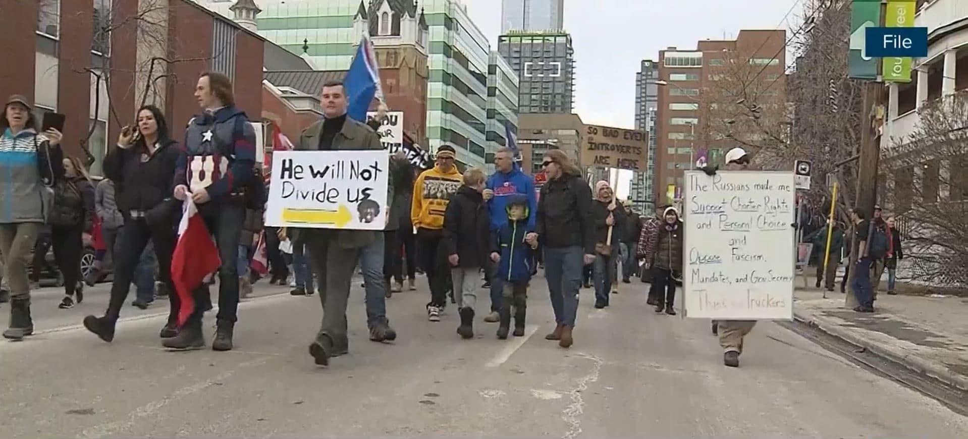 Calgary freedom protests dwindle this weekend as demonstrators comply with injunction