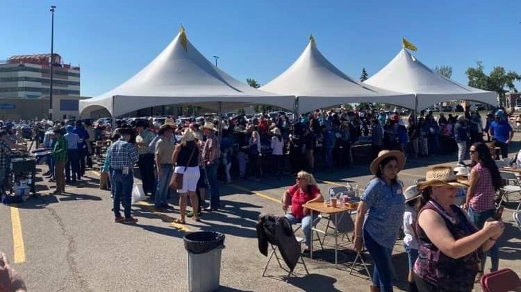 Federal Conservatives hold annual event during Calgary Stampede