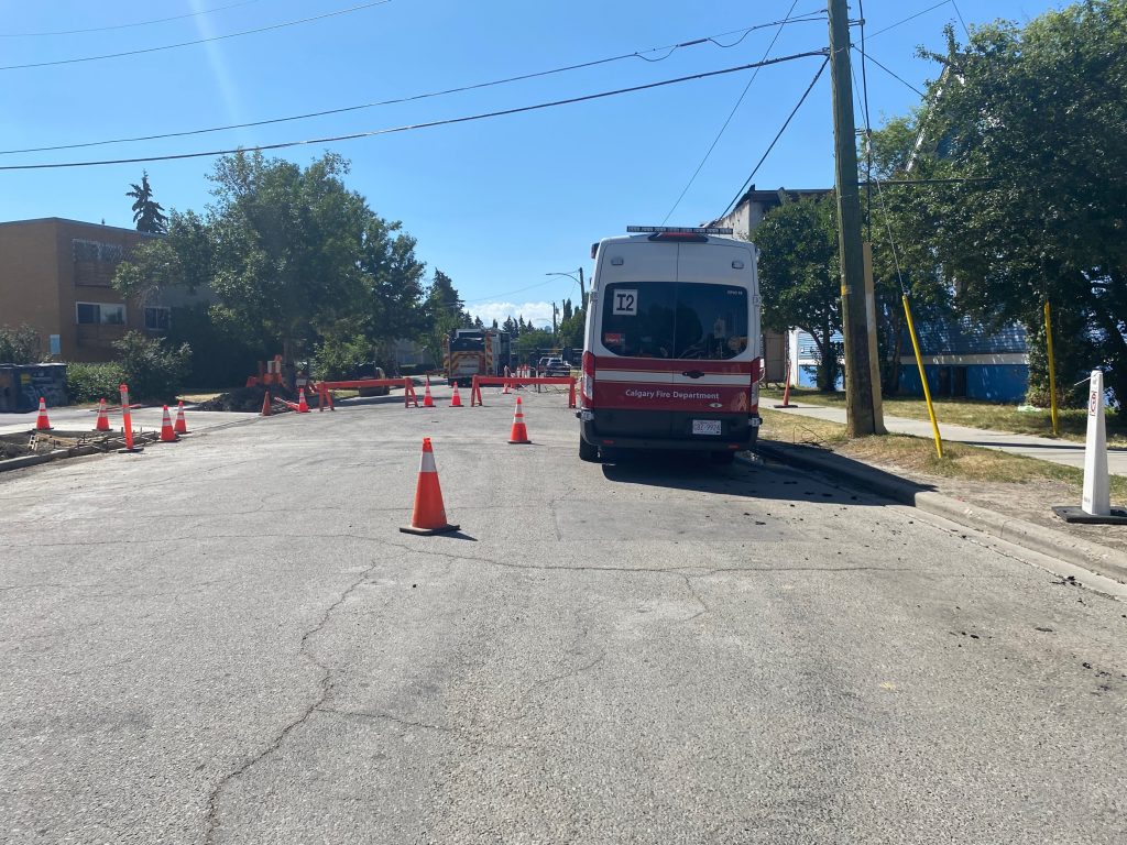 KensingtonBuildingFire An EMS vehicle is shown by the abandoned building on Gladstone Road N.W. near 10 St N.W. (Photo: Latoya Powel)