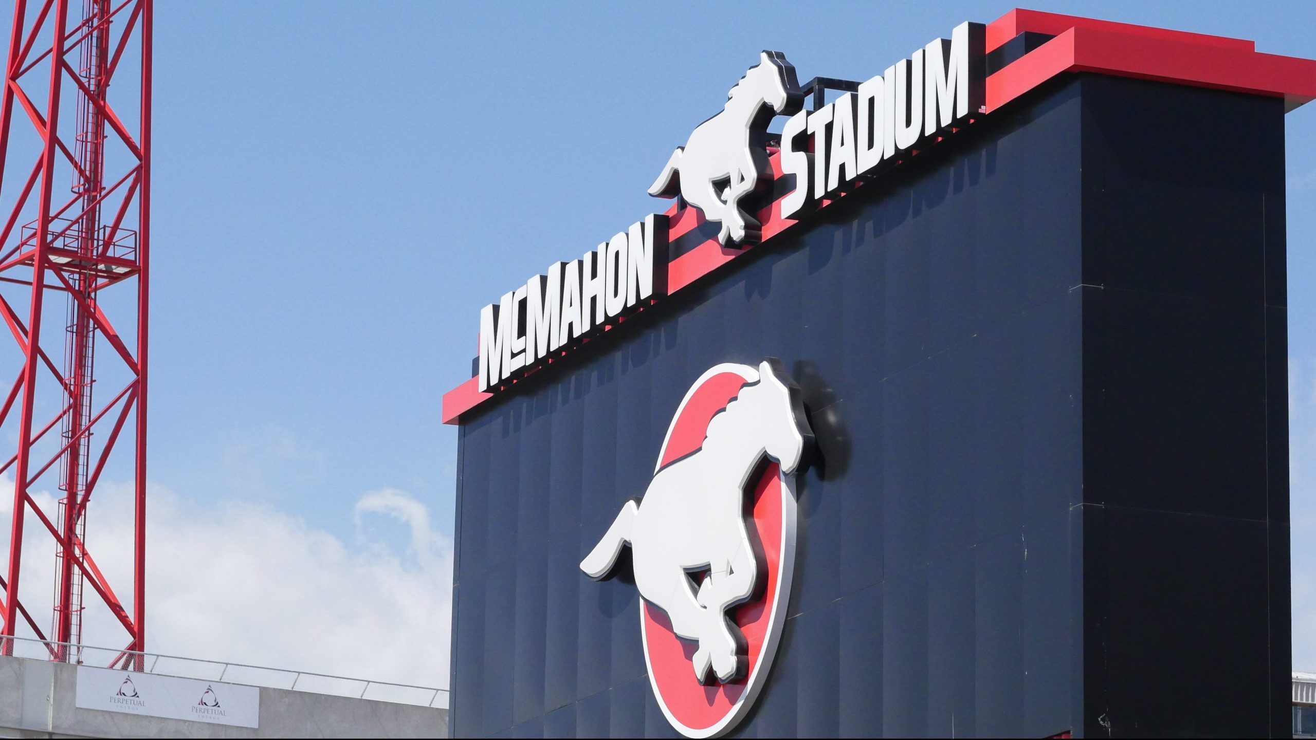 Stampeders 'actively monitoring' air quality conditions for Labour Day  Battle of Alberta