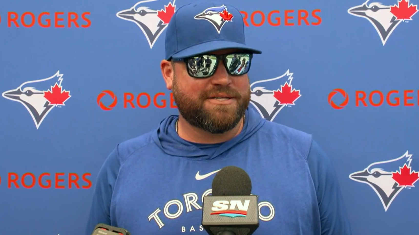 Blue Jays manager John Schneider downplays saving woman from