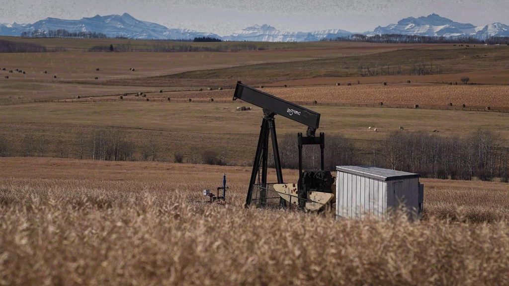 Rising cost of living influencing women's opinions on Canadian oil and gas