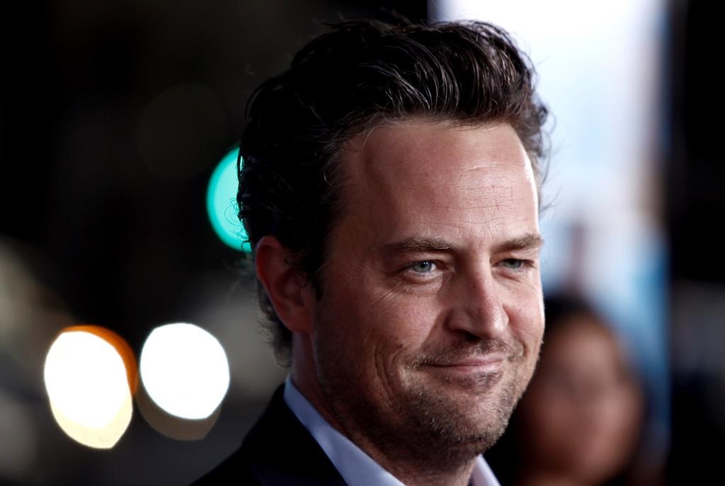 Beloved actor Matthew Perry grew up in Canada and is linked to big names in politics | CityNews Calgary