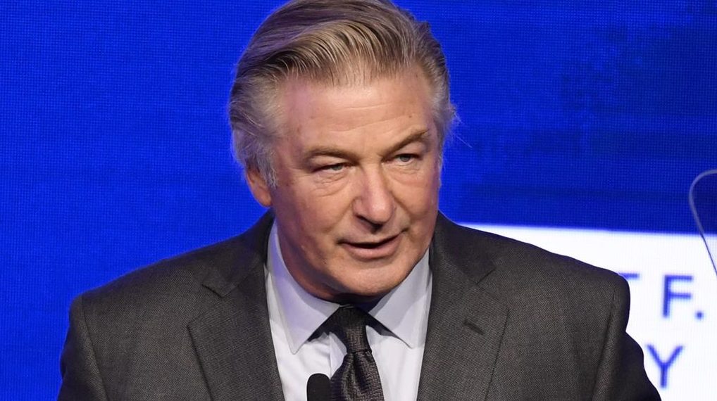 Grand jury indicts Alec Baldwin in fatal shooting of cinematographer on movie set