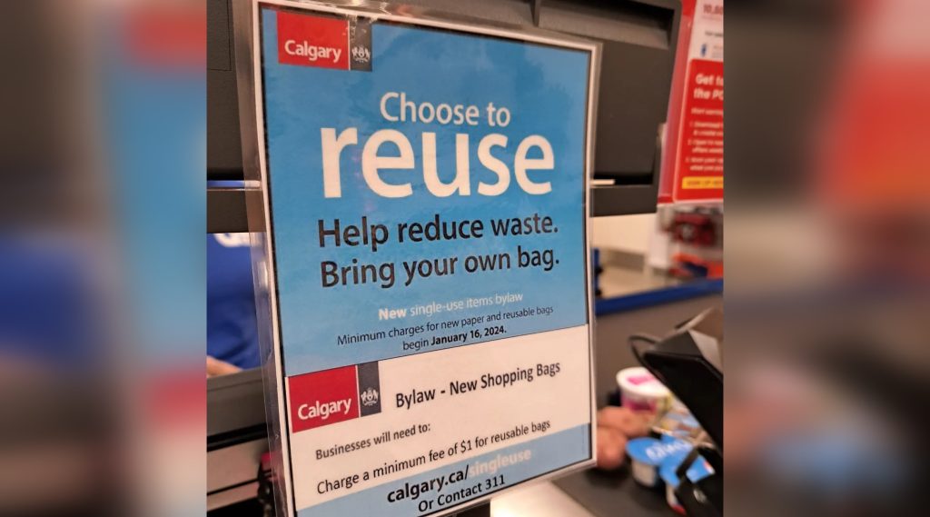 Calgary votes to repeal single-use items bylaw