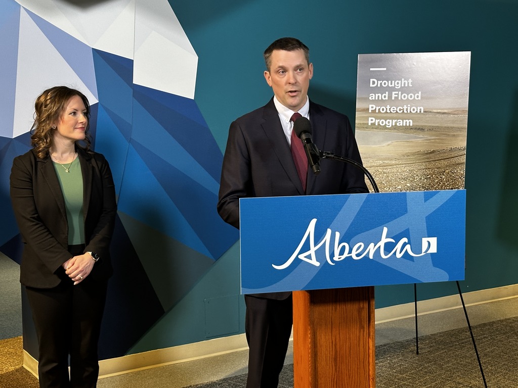 Alberta allots $125M for community drought, flood projects
