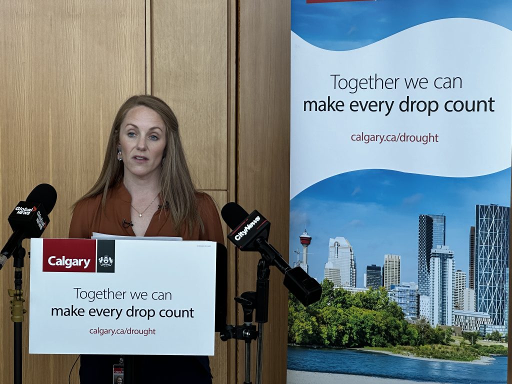 Calgary issues water reduction advisory, commits to provincial water-sharing agreement
