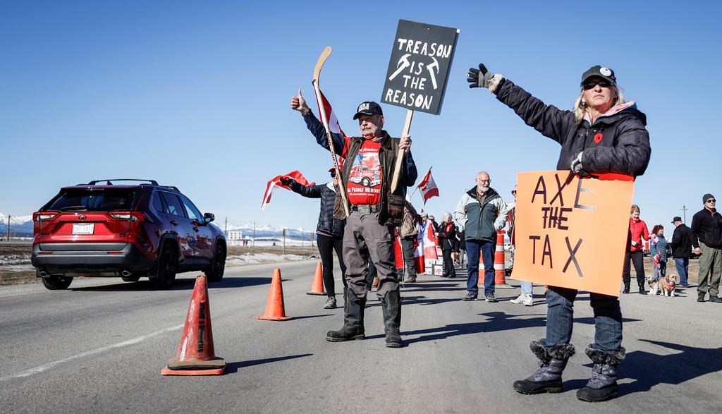 RCMP warn protests could cause weekend traffic disruptions on QEII
