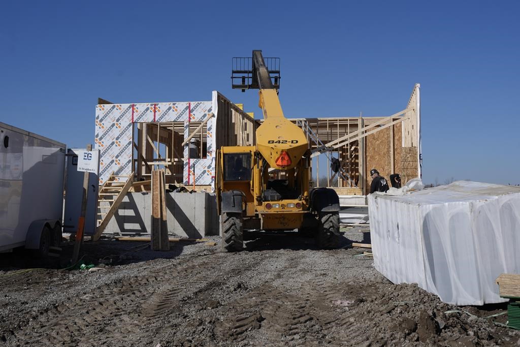 Housing starts down 7% in March from February: CMHC