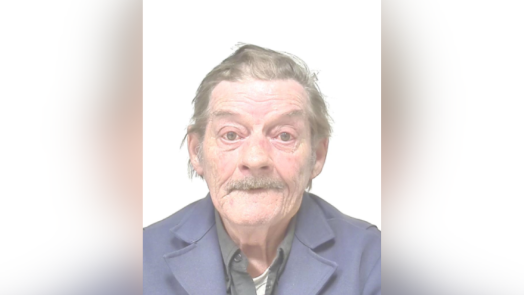 Calgary police looking for senior missing from SW care facility