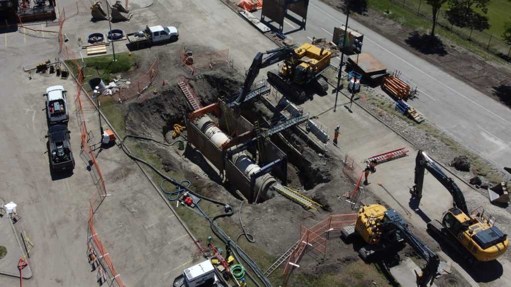 Work to repair water main resumes after two workers hurt on site