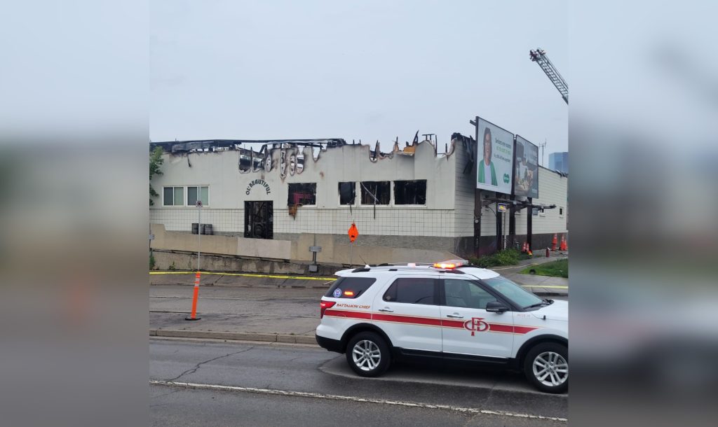 Calgary fire crews battle blaze at Inglewood Ol' Beautiful Taproom