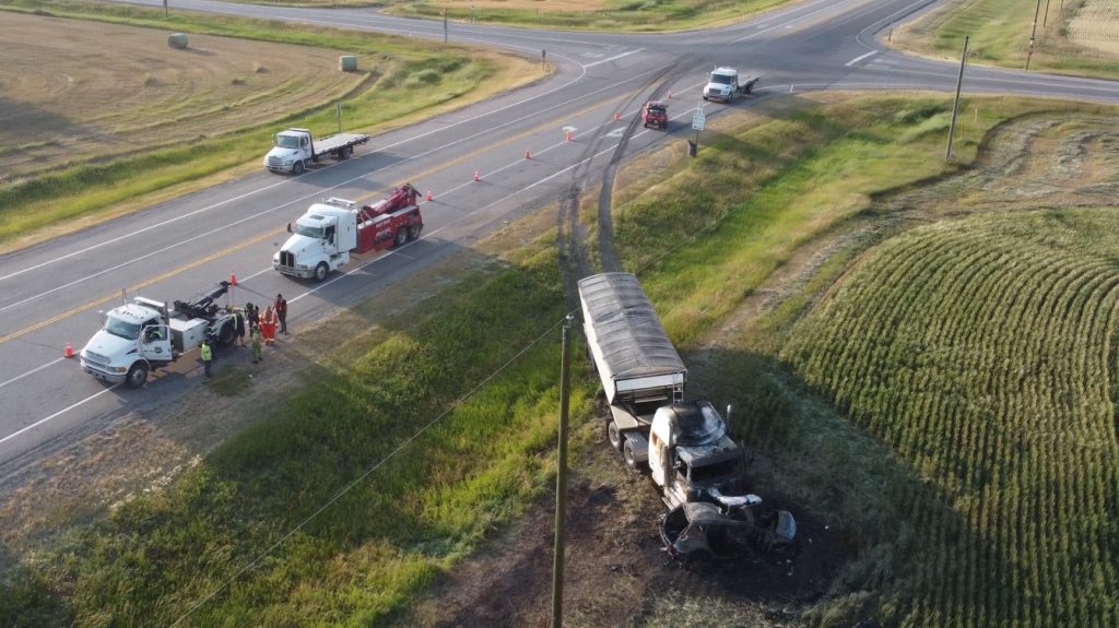 4 dead after semi-truck, SUV collide on highway east of Calgary