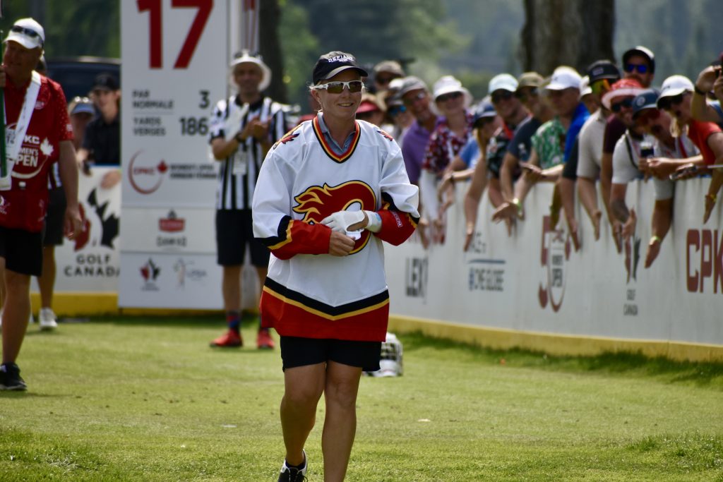 Canada's Alena Sharp wears a Calgary Flames jersey during the final round at the CPKC Women's Open in Calgary on July 28, 2024. (Sandra Prusina, 660 NEWS)