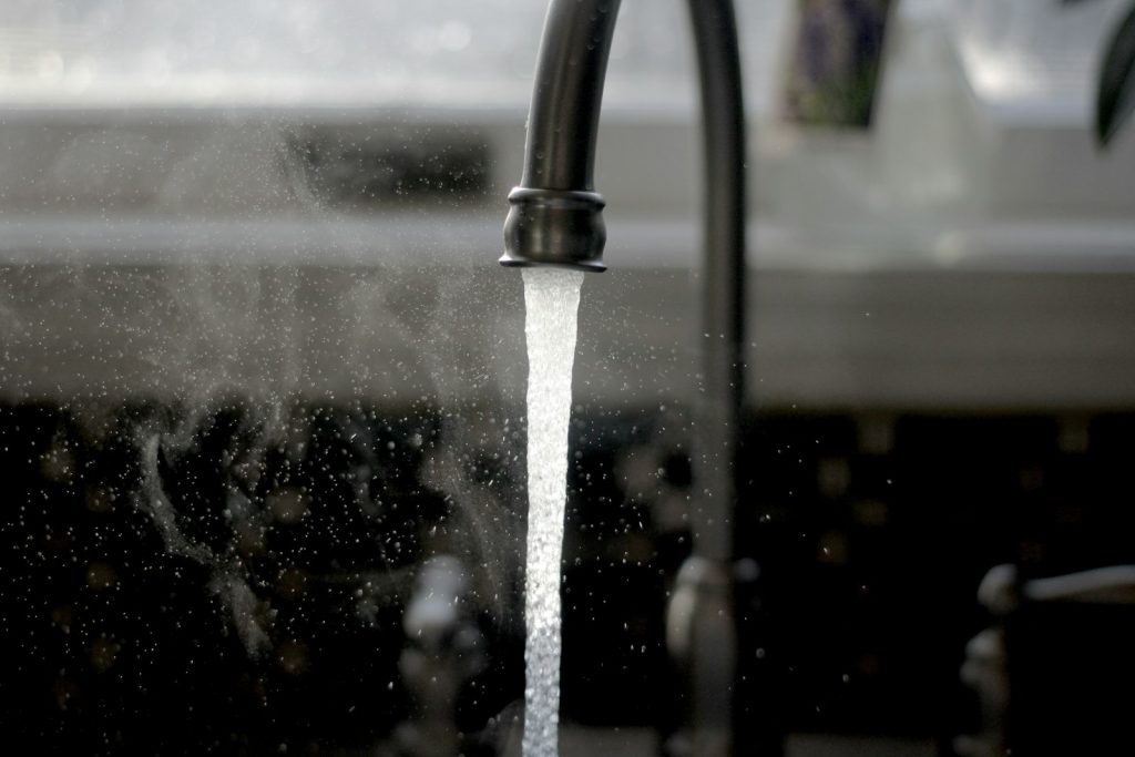 Calgary officials keeping eye on water usage amid heat wave