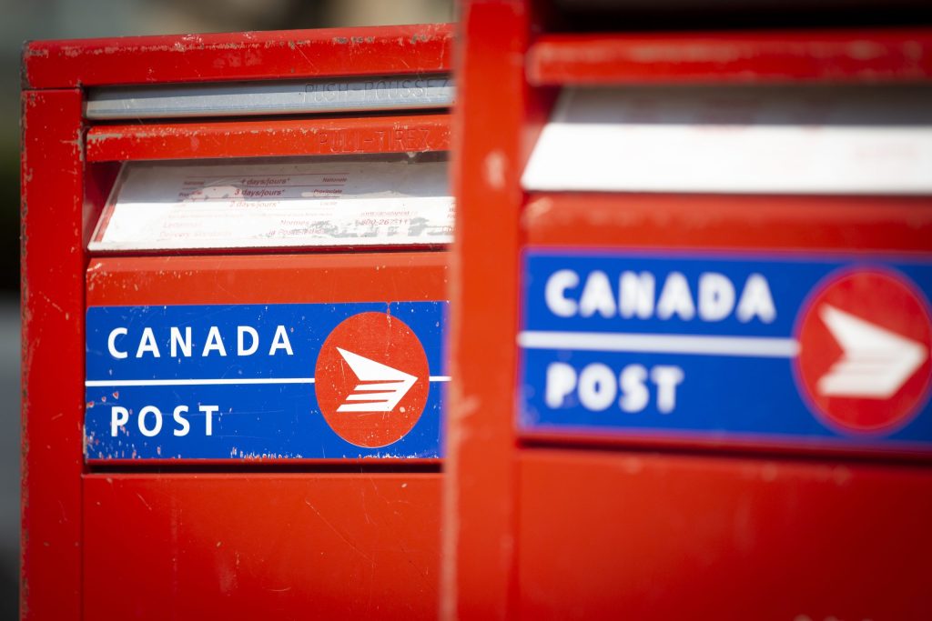 Canada Post presents latest contract offer to Canadian Union of Postal Workers