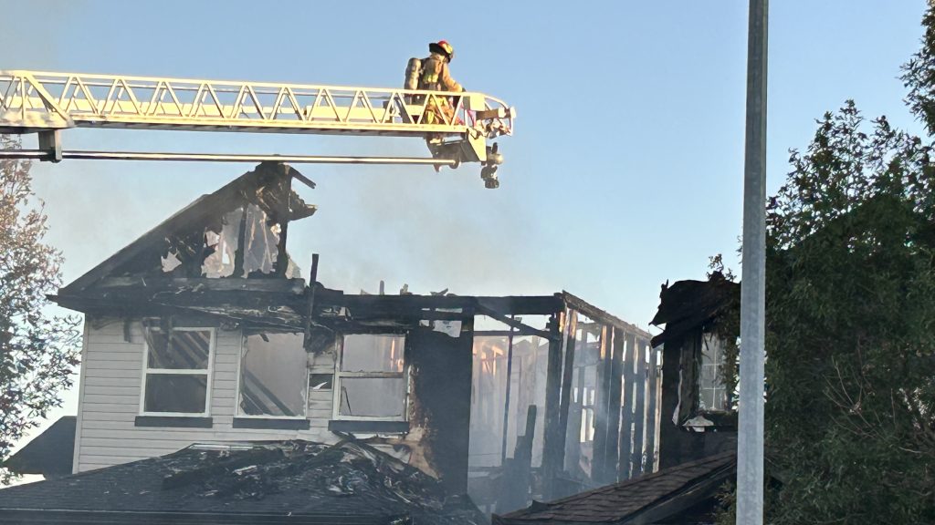 2 homes destroyed in NE Calgary house fire