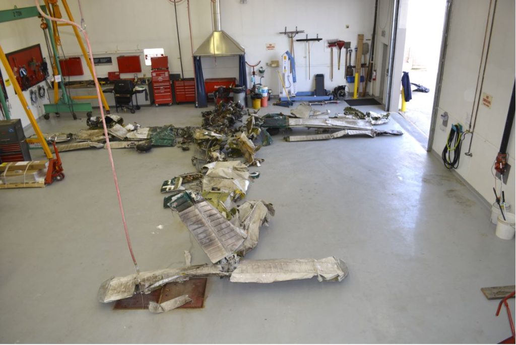 Layout of aircraft wreckage at the TSB regional office in Edmonton, Alberta (Source: TSB)