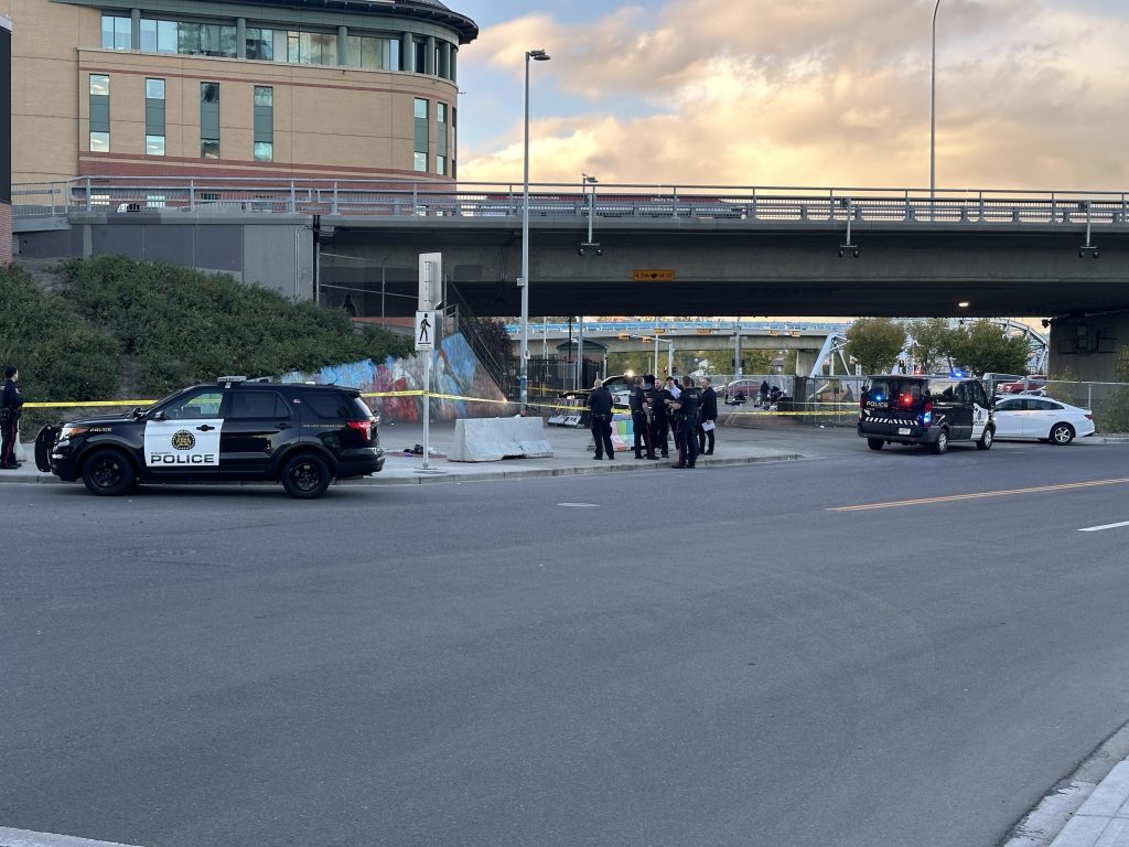 Downtown Calgary shooting leaves man with serious injuries