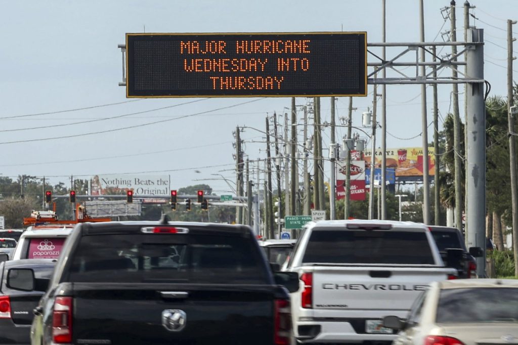 'We drove for 10 hours': Calgary family among millions fleeing Hurricane Milton