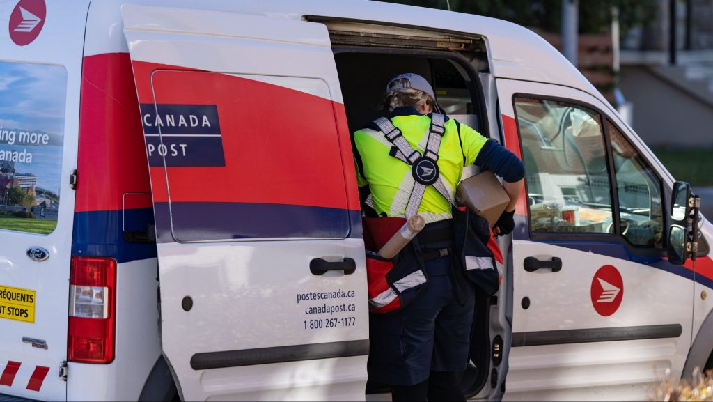 'Trying to exist': Local retailers on edge with Canada Post strike looming