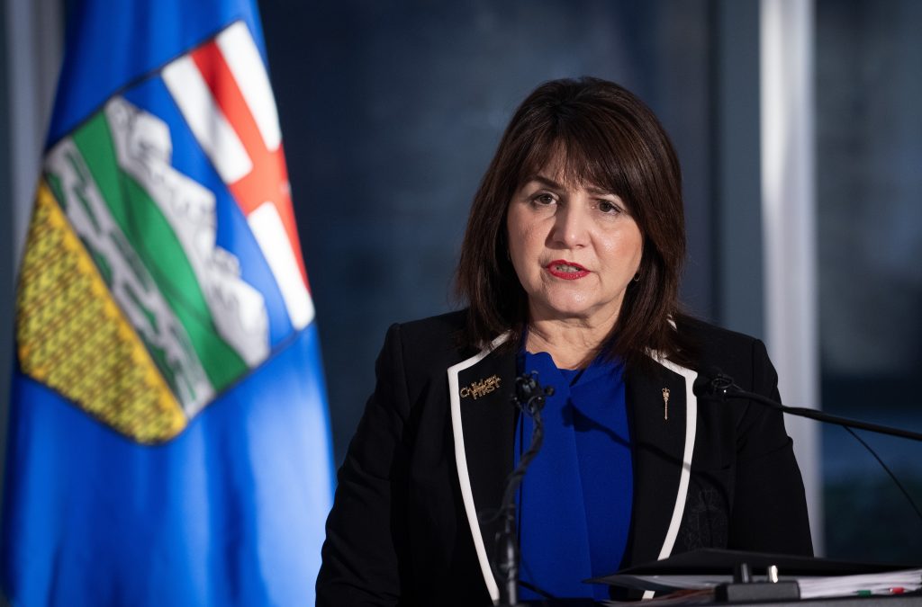 New Alberta hospital agency to be up and running in the spring, minister says