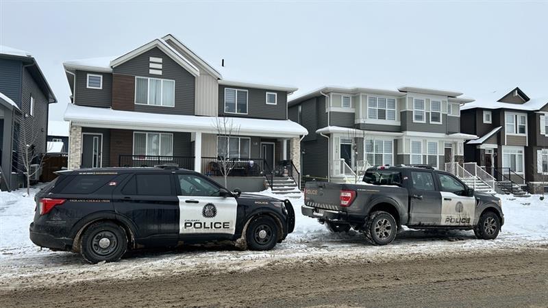 One person found dead in SW Calgary, police investigating