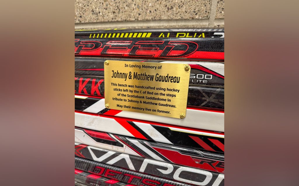 Bench in Calgary community rink unveiled as tribute to Johnny, Matthew Gaudreau