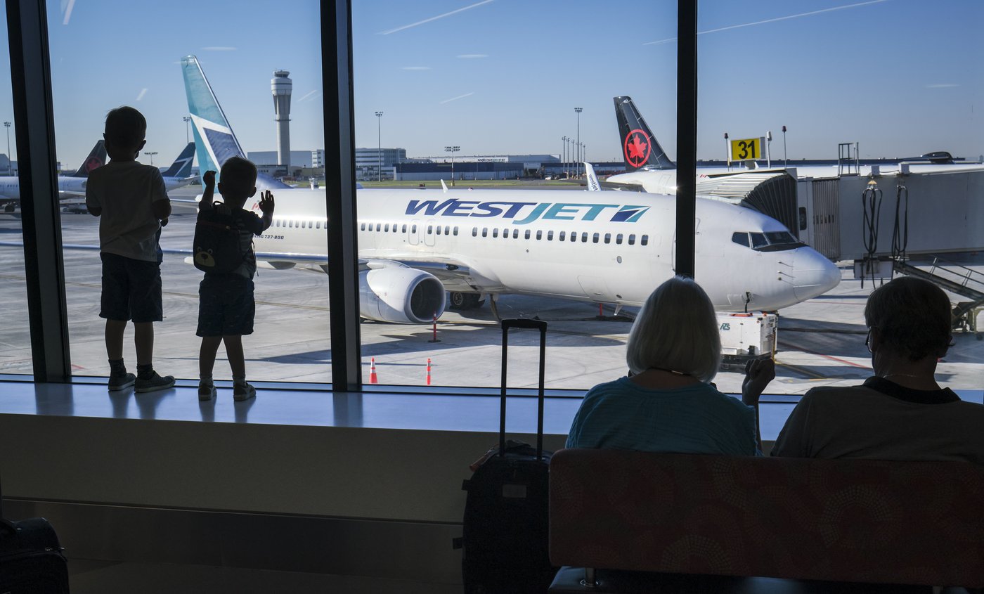 WestJet passengers headed to Calgary stuck in Cancun, Mexico