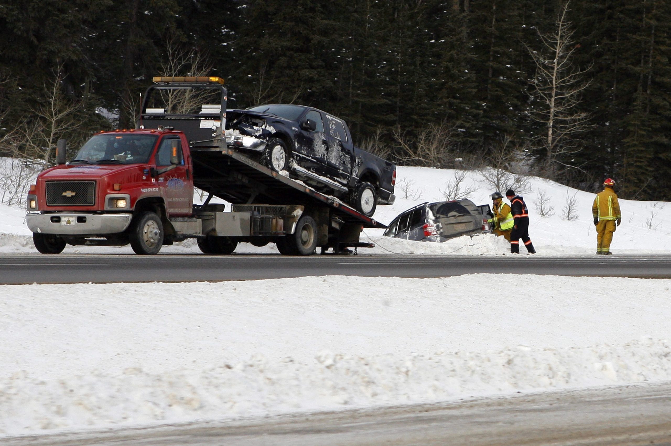 New Calgary bylaw targets predatory tow truck drivers