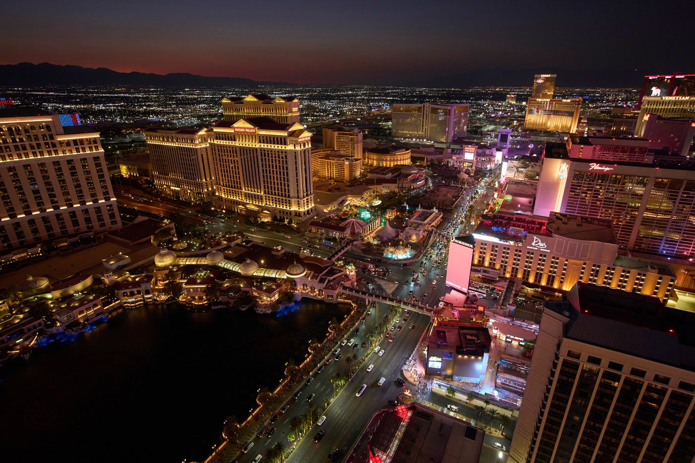 Three Las Vegas strip hotels to accept Canadian loonie at-par