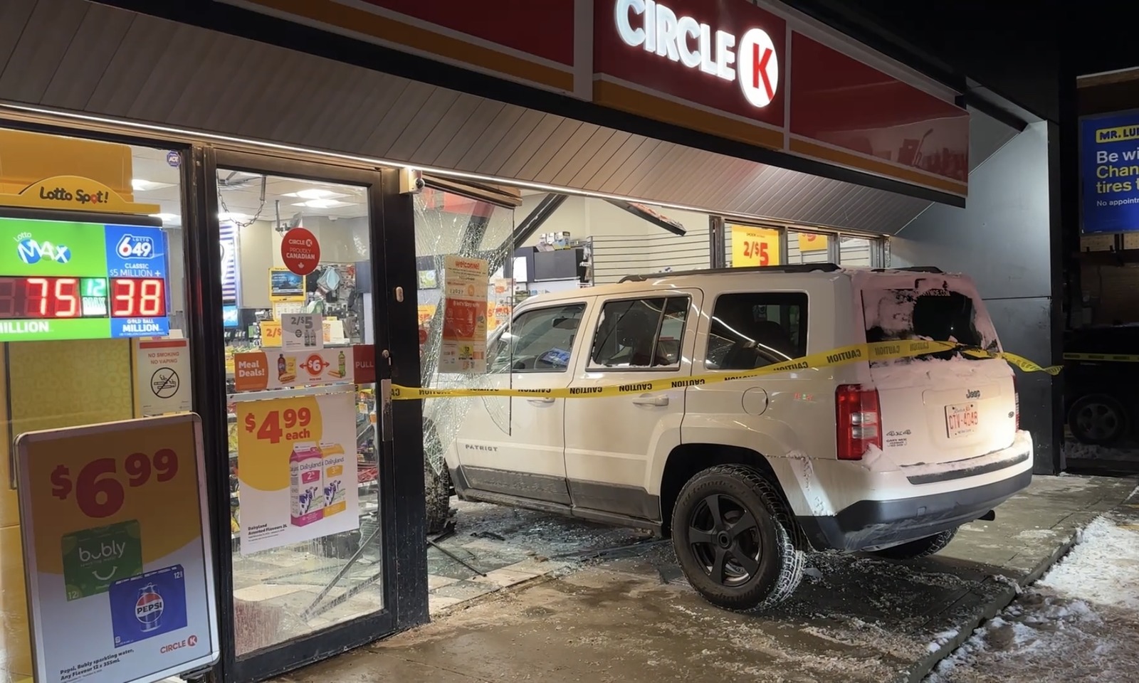 Calgary police arrest impaired driver that crashed Jeep into Circle K