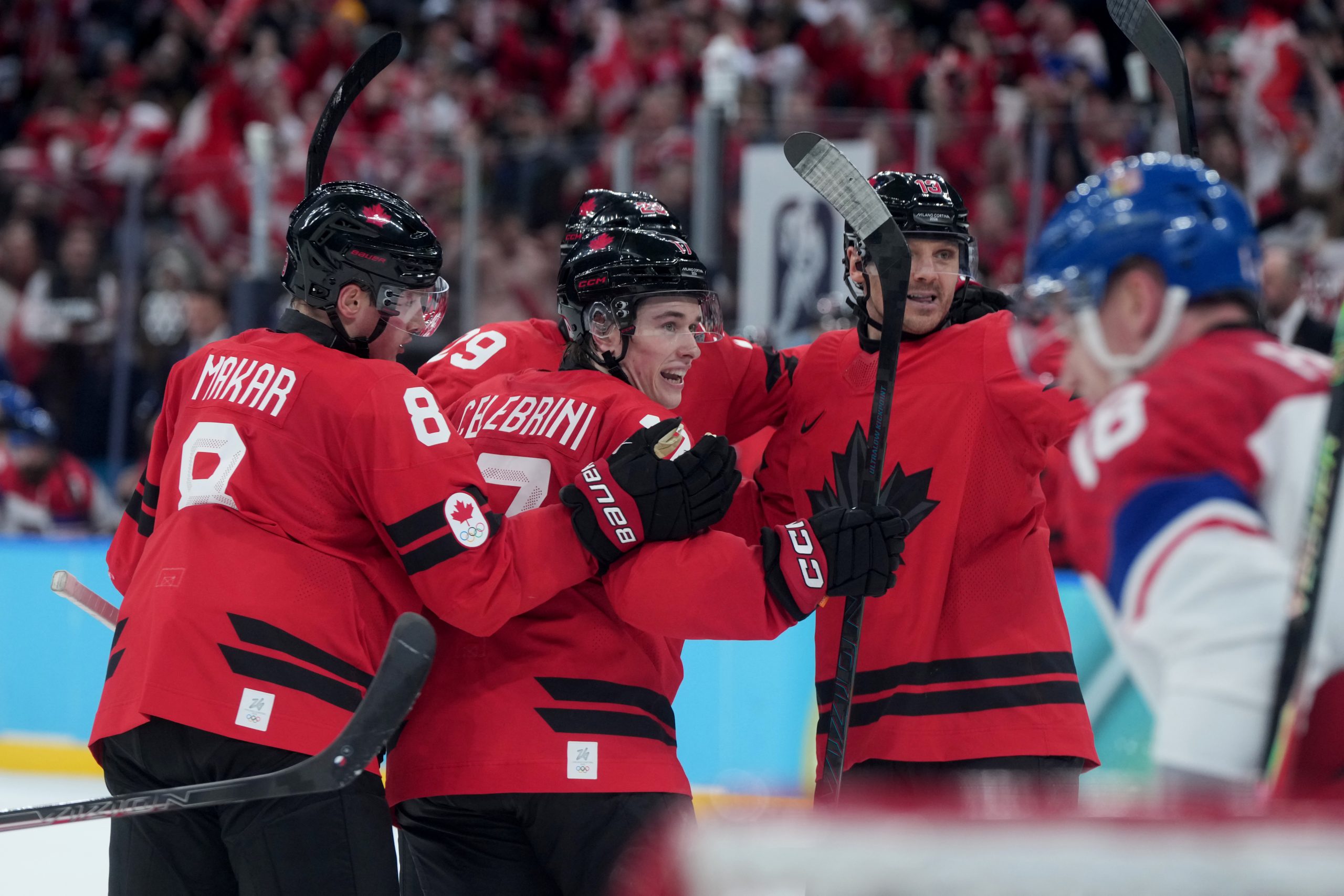 Canada survives scare against Czechia but loses Sidney Crosby