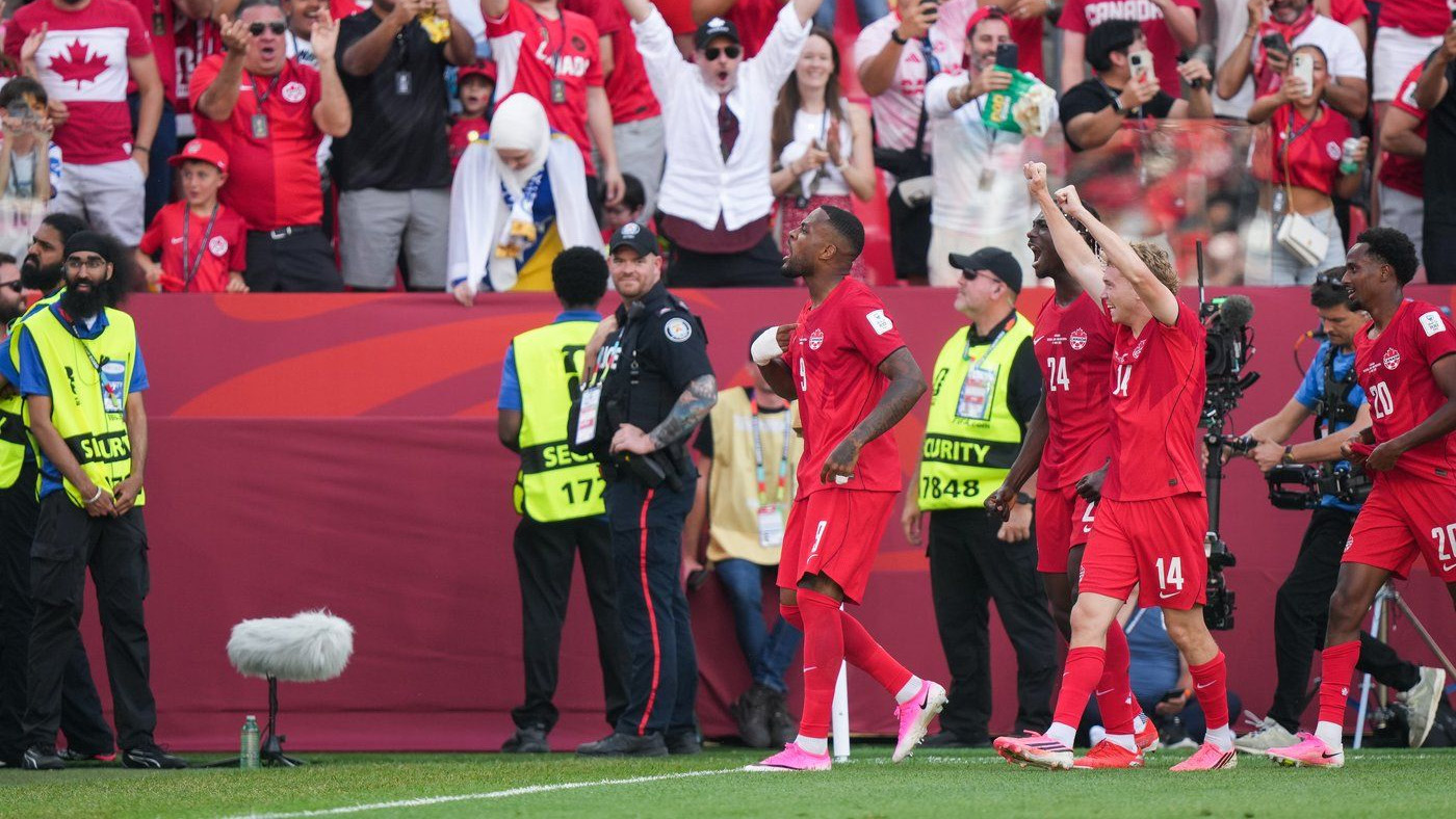 Larin’s late goal rallies Canada to 1-1 draw with Bosnia-Herzegovina in World Cup opener
